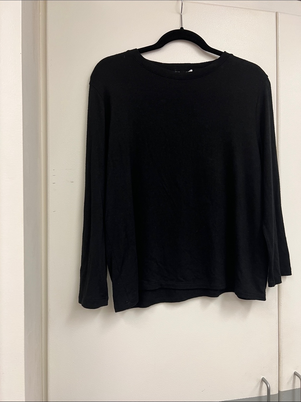 Vince Black Long-Sleeve Knit Women's Top Shirt Large Basic Staple
